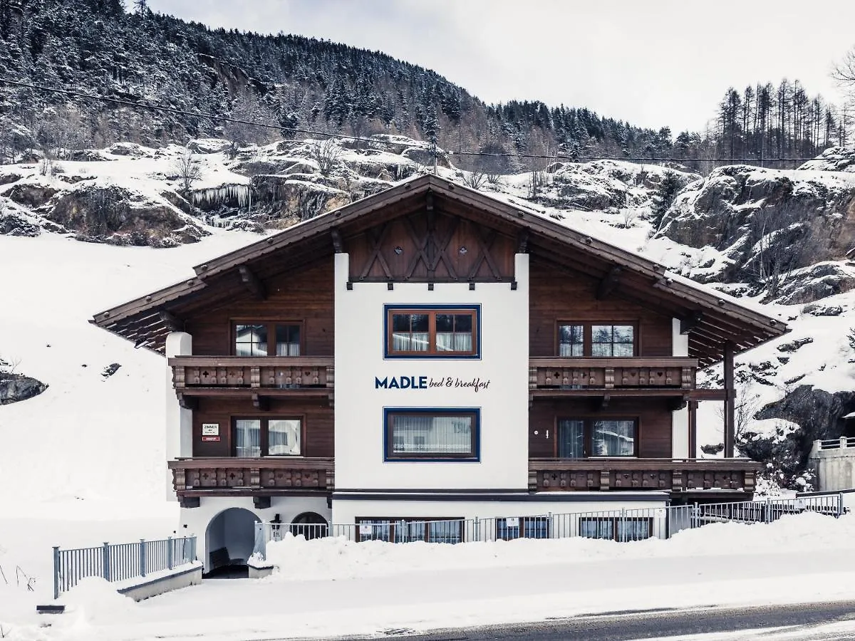 Hotel Haus Martina Sölden